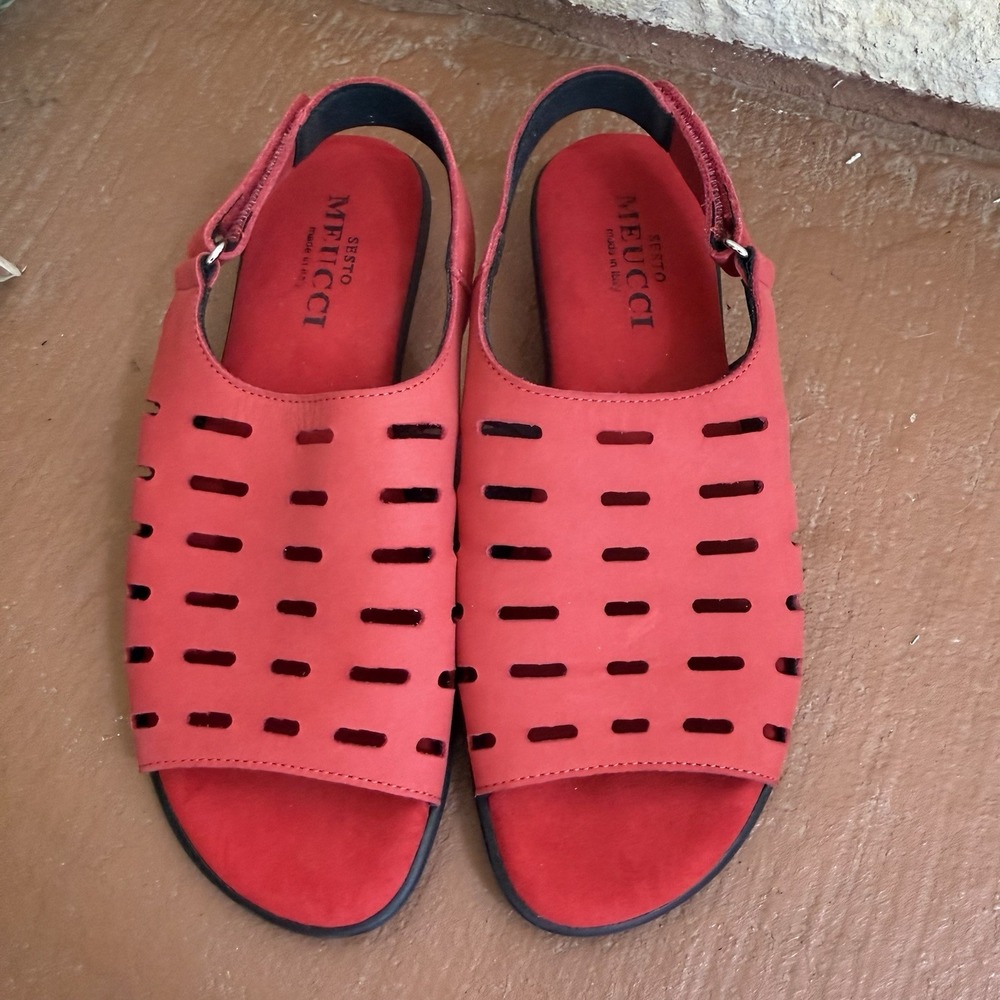 Sesto Meucci Elaine Red Open Leather Sandals Comfort Casual 7.5 M